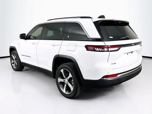 Bright White Clearcoat 2022 Jeep Grand Cherokee 4xe Base