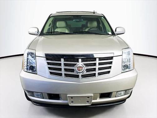 2014 Cadillac Escalade Luxury