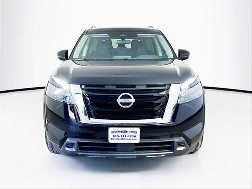 2024 Nissan Pathfinder SV FWD