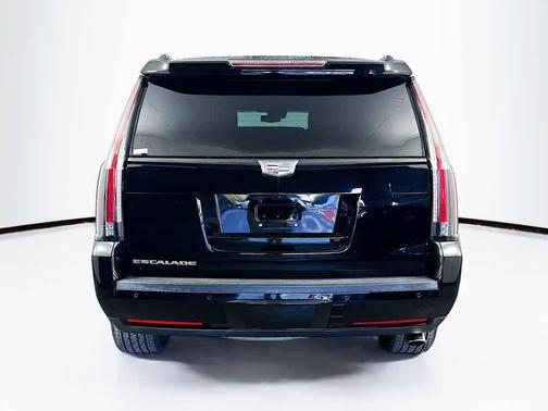 2018 Cadillac Escalade Platinum