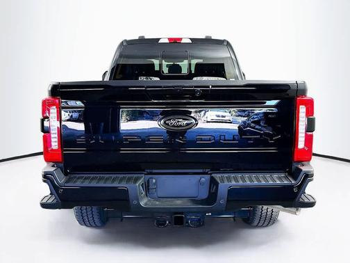Agate Black Metallic 2026 Ford F-250 XLT