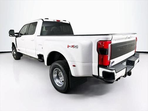2025 Ford F-350 Platinum