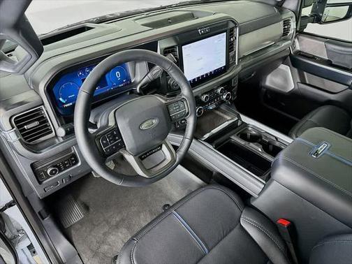 2025 Ford F-250 Platinum