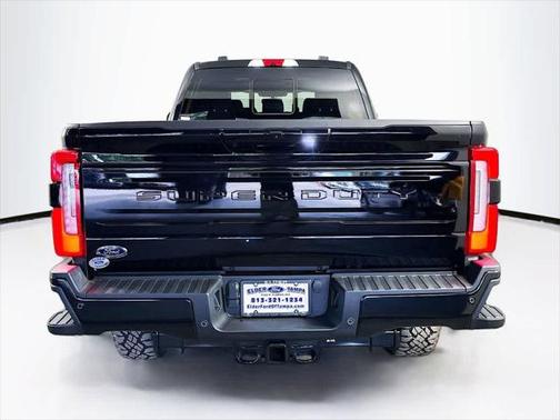 2025 Ford F-250 Platinum