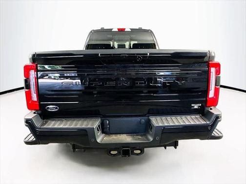 2025 Ford F-250 Platinum