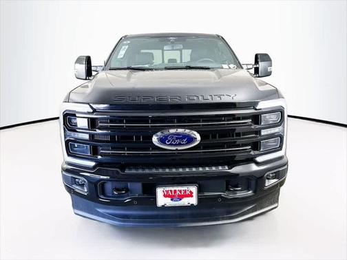 2025 Ford F-250 Platinum