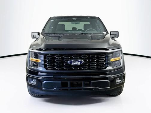 Agate Black Metallic 2026 Ford F-150 STX