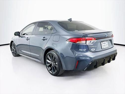 2024 Toyota Corolla Hybrid SE