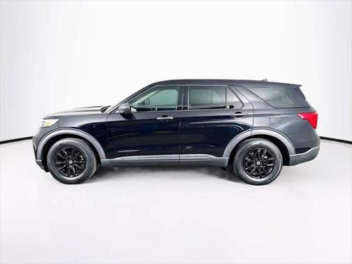 2020 Ford Explorer Base