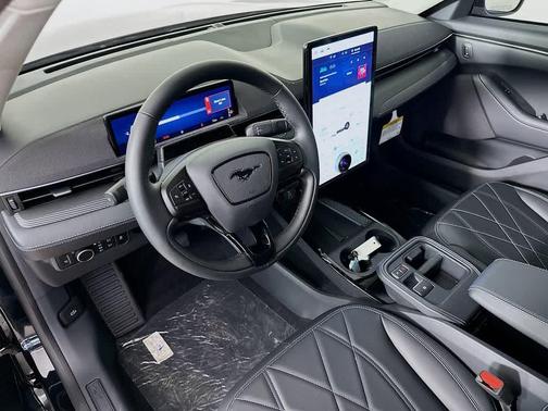 2025 Ford Mustang Mach-E Select