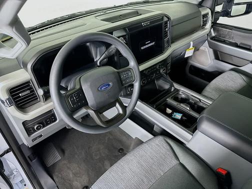 2026 Ford F-250 XLT