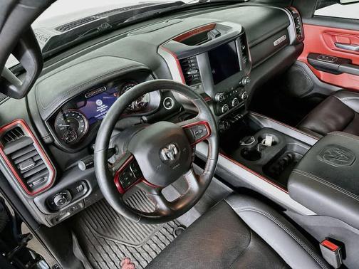 Diamond Black Crystal Pearl 2020 RAM 1500 Rebel