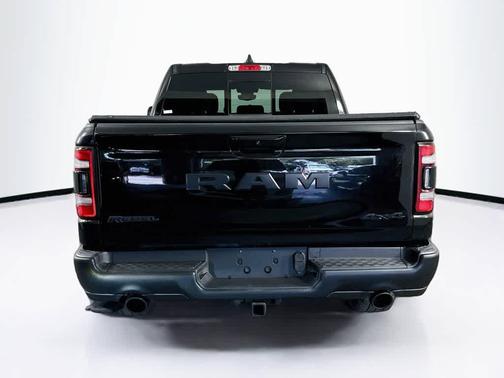 Diamond Black Crystal Pearl 2020 RAM 1500 Rebel