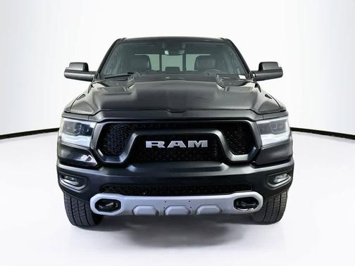 Diamond Black Crystal Pearl 2020 RAM 1500 Rebel