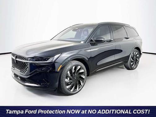 Infinite Black Metallic Clearcoat 2025 Lincoln Nautilus Reserve