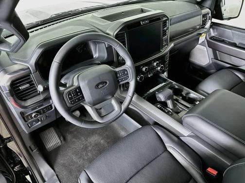 Agate Black Metallic 2026 Ford F-150