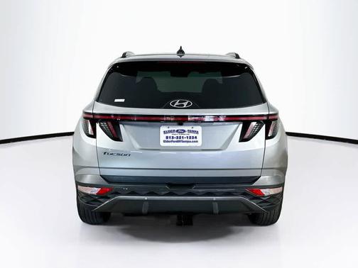 Shimmering Silver 2024 Hyundai TUCSON Limited