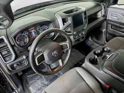 2022 RAM 2500 Big Horn Crew Cab 4x4 6'4' Box