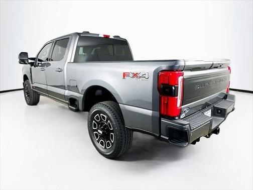2025 Ford F-350 Platinum