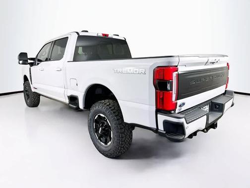 2025 Ford F-250 Platinum