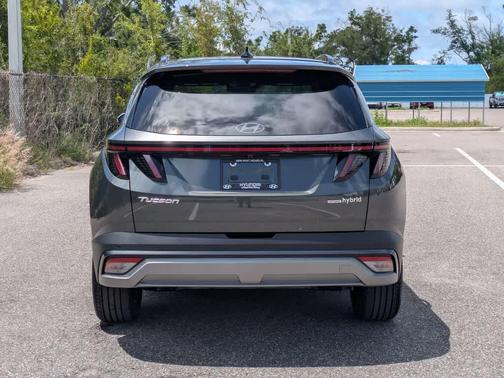 Amazon Gray 2026 Hyundai TUCSON Hybrid Limited
