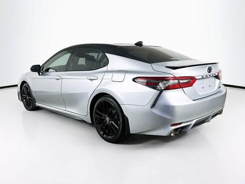 Celestial Silver Metallic/Midnight Black Metallic 2023 Toyota Camry XSE