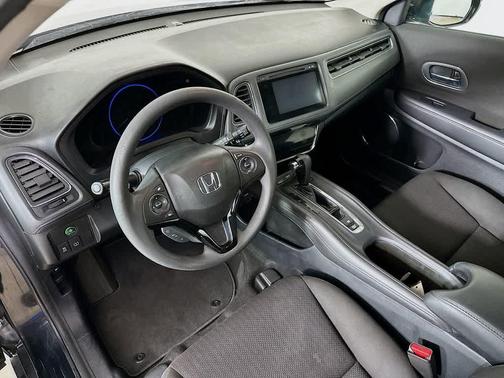 Crystal Black Pearl 2016 Honda HR-V EX