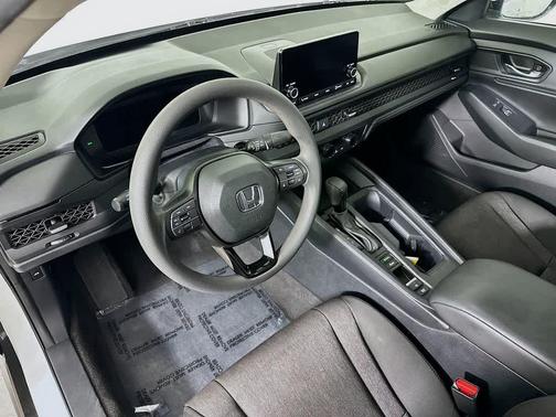 Platinum White Pearl 2023 Honda Accord EX