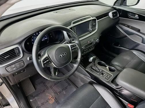 2019 Kia Sorento SX