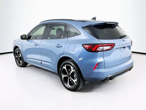 2024 Ford Escape ST-Line Elite