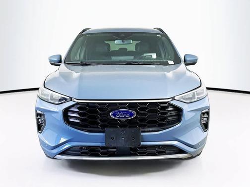 2024 Ford Escape ST-Line Elite