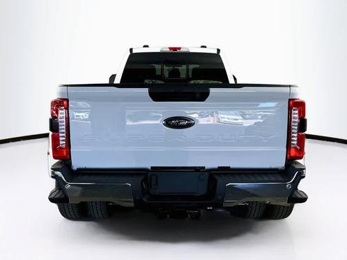 Oxford White 2026 Ford F-350 XLT