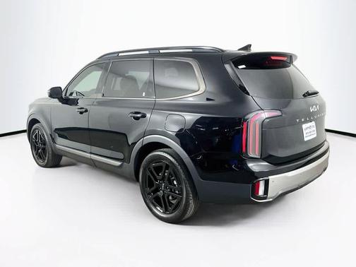 Ebony Black 2023 Kia Telluride SX X-Line