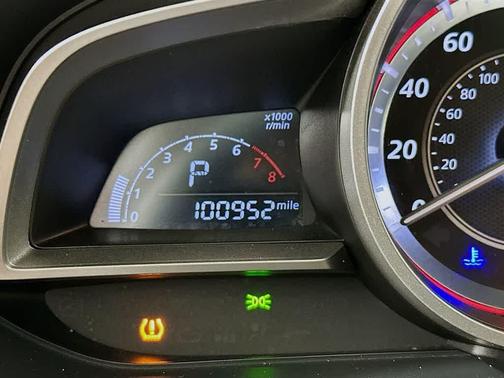 2015 Mazda Mazda3 i Sport