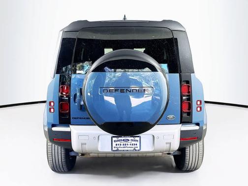 2023 Land Rover Defender 90 S