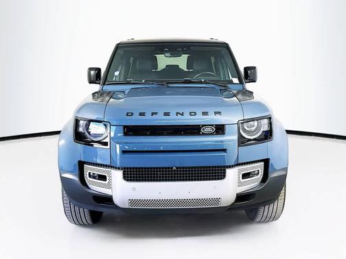 2023 Land Rover Defender 90 S