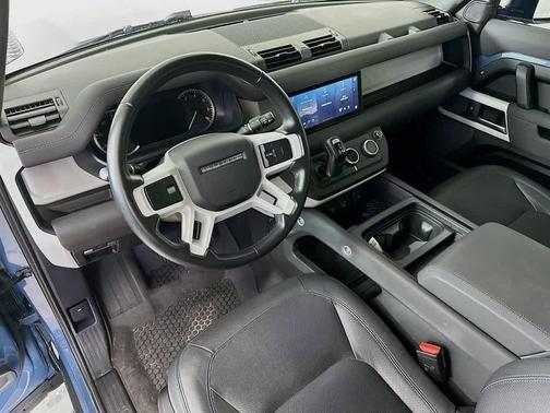 2023 Land Rover Defender 90 S