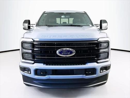 2025 Ford F-350 Platinum