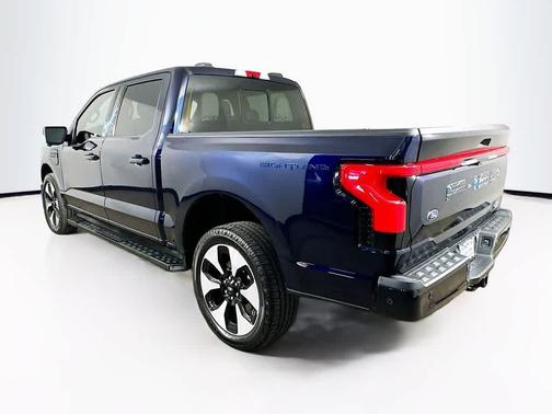 2023 Ford F-150 Lightning Platinum