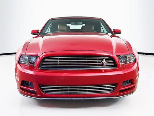 2013 Ford Mustang V6 Premium