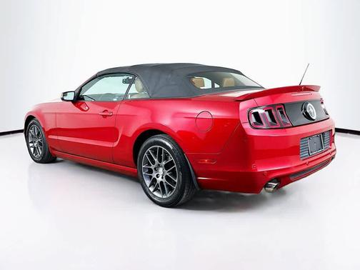 2013 Ford Mustang V6 Premium