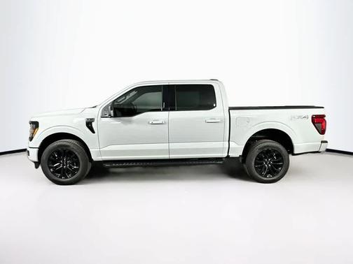 Avalanche 2026 Ford F-150 XLT