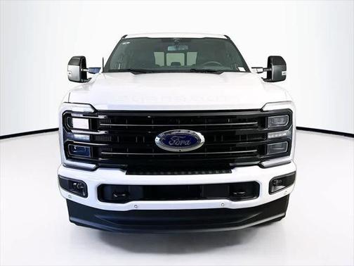 2025 Ford F-350 Platinum