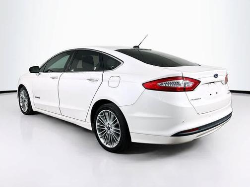 2014 Ford Fusion Hybrid SE