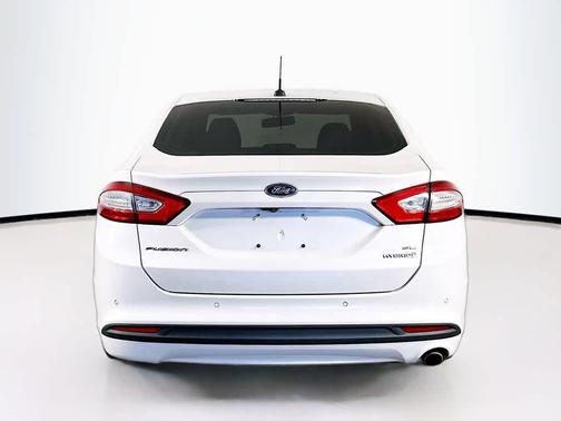 2014 Ford Fusion Hybrid SE