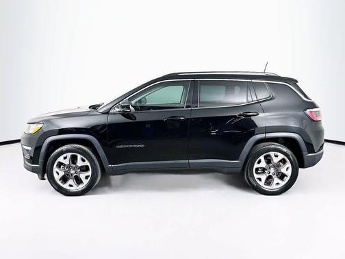 Diamond Black Crystal Pearlcoat 2021 Jeep Compass Limited