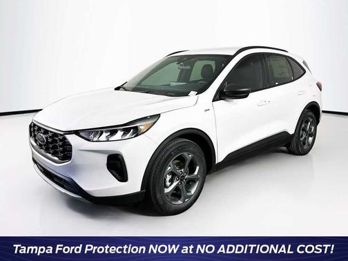 Star White Metallic Tri-Coat 2025 Ford Escape ST-Line