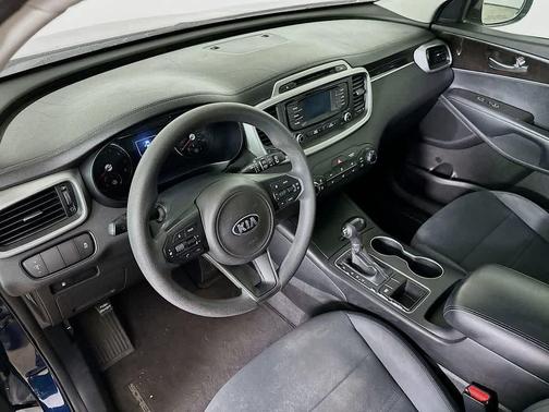 Blaze Blue 2016 Kia Sorento LX