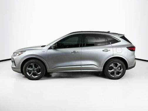 Iconic Silver Metallic 2023 Ford Escape ST-Line