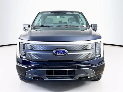 2023 Ford F-150 Lightning XLT
